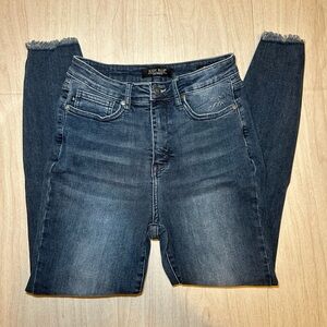 Judy Blue Dark Blue Skinny Jeans with Frayed Hem